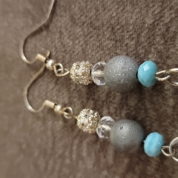 3/$30 HANDMADE Druzy Beaded Teal Tassel Dangle Hook Earrings - Picture 3 of 4